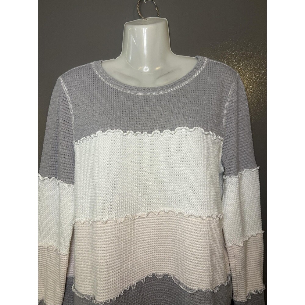 Doe & Rae Sweater Womens Medium Gray Colorblock Waffle Knit Ruffle Pullover